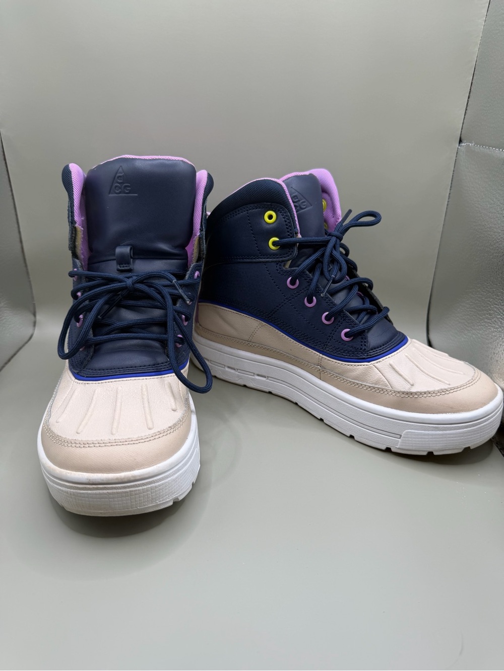 Nike ACG Caldera Boots Navy Lilac Cream Women’s 5.5Y